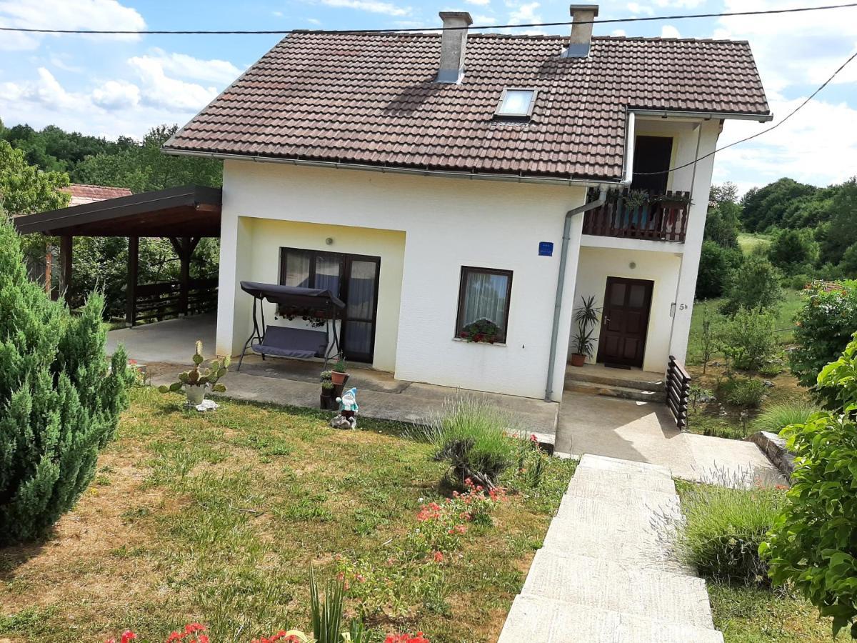 Studio Apartment Ivona & Tin Slunj Luaran gambar